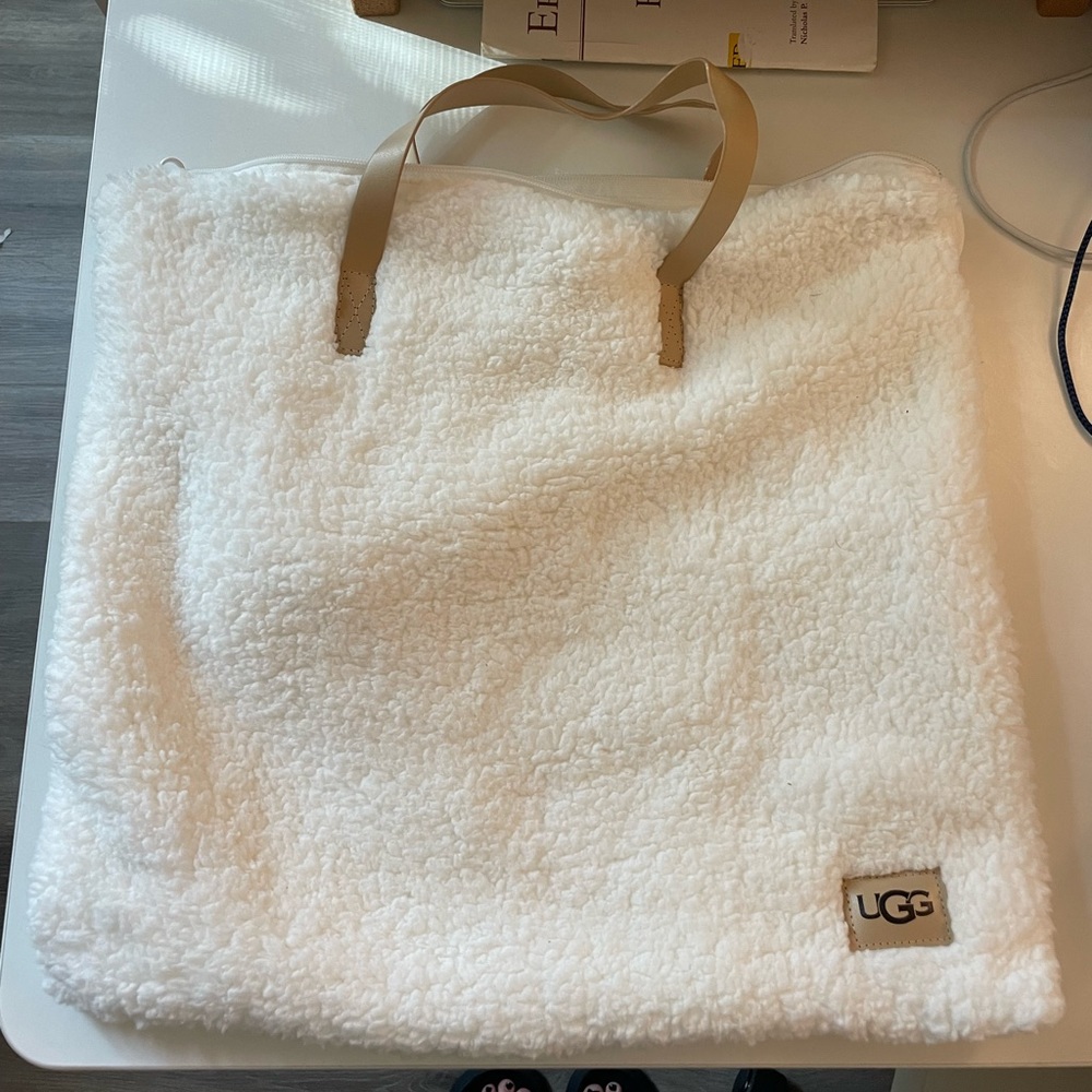 White fuzzy Ugg tote
